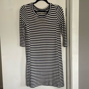 Madewell 3/4 sleeve blue and white striped jersey dress